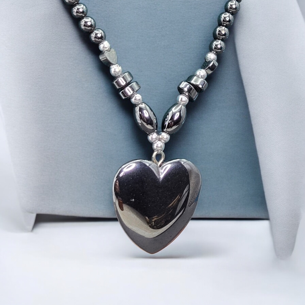 Vintage Hematite Heart Pendant Bead Necklace